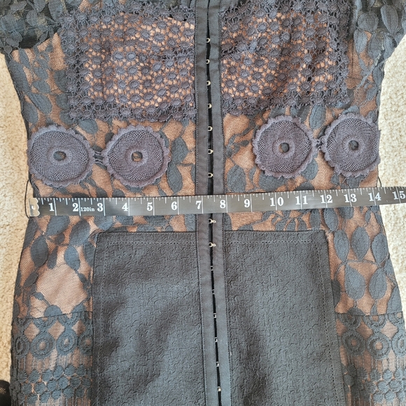 *NWT* Anthropologie Beguile by Bryon Lars Black Lace Carissima Dress Size 6P - Picture 8 of 14